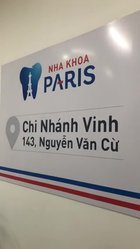 Quá trình gắn mắc cài kim loại tự buộc tại Nha khoa Paris - Chi Nhánh Nghệ An